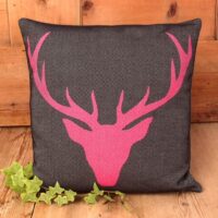 Federa cuscino fantasia cervo, fucsia nero, stile tirolese country