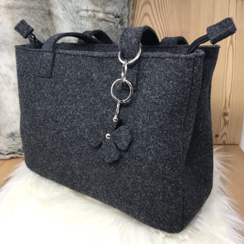 Borsa donna a spalla tracolla in feltro in stile tirolese chic, montagna – Qualità artigianale combinato con design moderno, “Marghy”, colore nero