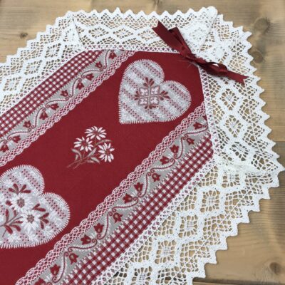 Striscia Runner in stile tirolese con pizzo, cuori, grigio, a punta