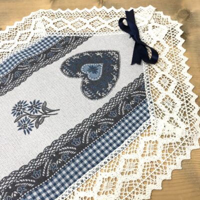 Striscia Runner in stile tirolese con pizzo, cuori, verde, a punta