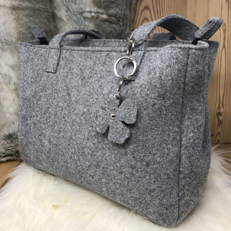 Borsa donna a spalla tracolla in feltro in stile tirolese chic, montagna – Qualità artigianale combinato con design moderno, “Marghy”, colore grigio