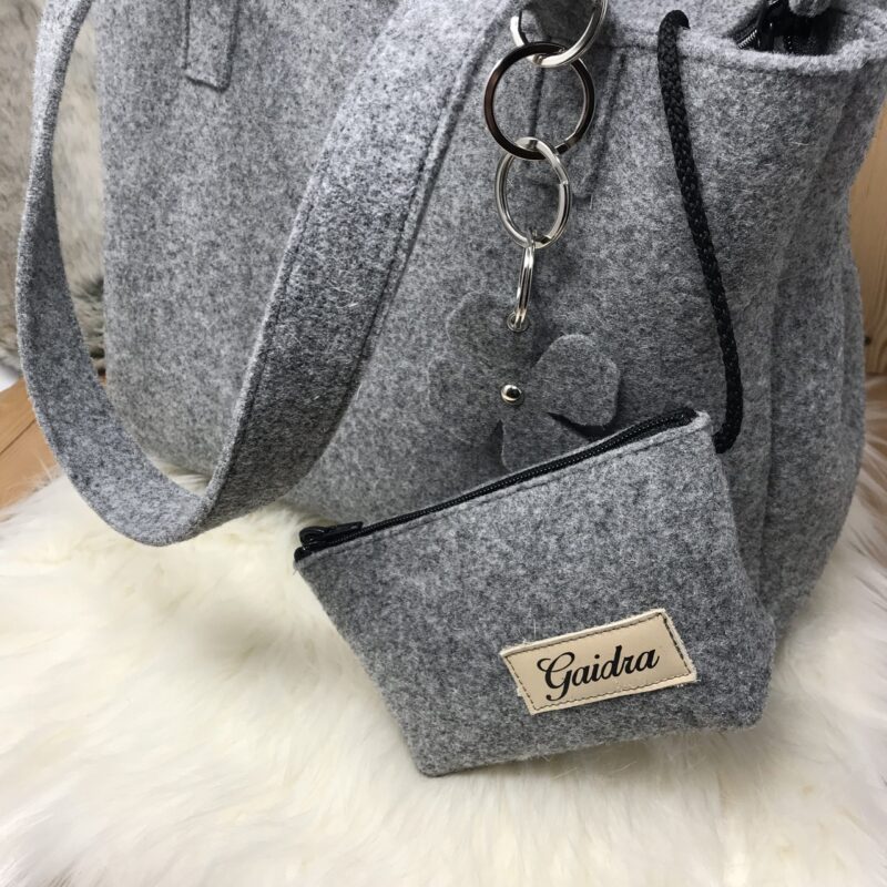 Borsa donna a spalla tracolla in feltro in stile tirolese chic, montagna – Qualità artigianale combinato con design moderno, “Marghy”, colore grigio