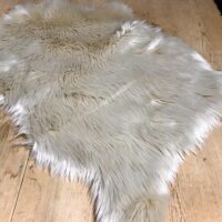 Tappeto in pelliccia tessuta per chalet 60×90, colore bianco