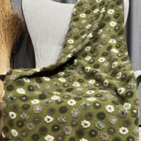 Coperta in lana cotta P-MARGHERITE, stile montagna, colore tortora con fiori marroni e verdi, singola 150×170 cm + matrimoniale