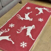 Tappeto antiscivolo Tirolese con Cervi, MISURINA, stile chalet di montagna, verde