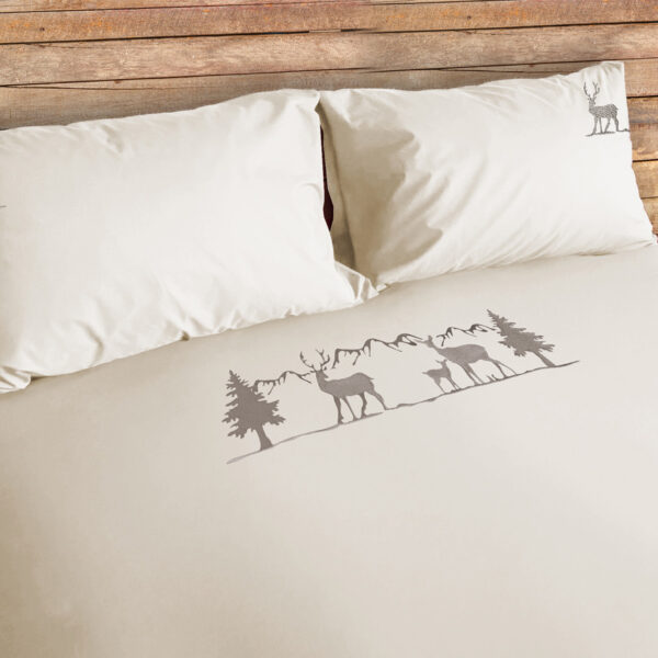 Parure copripiumino satinato ricamo montagna e cervi – MOUNTAIN beige