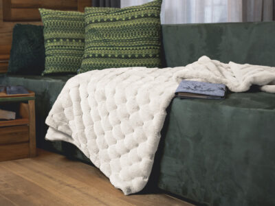 Plaid Coperta Matelassé in Finta Pelliccia,130x160cm, Morbido e Caldo per Divano e Letto, RHOMBUS – Daunex