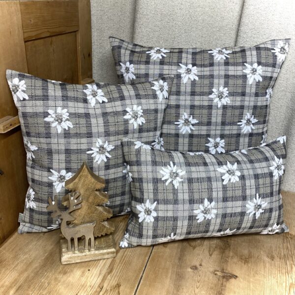 Cuscino Scozzese Stelle Alpine, Stile Alpino, Arredo Casa