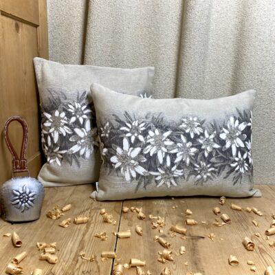 Cuscino con Stelle Alpine Ricamate, montagna, Stile Tirolese e Shabby Chic