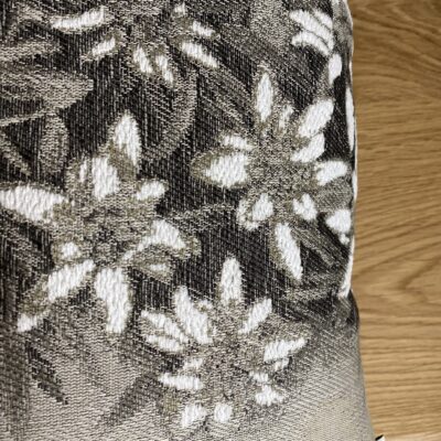 Cuscino con Stelle Alpine Ricamate, montagna, Stile Tirolese e Shabby Chic