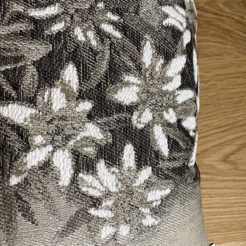 Cuscino con Stelle Alpine Ricamate, montagna, Stile Tirolese e Shabby Chic