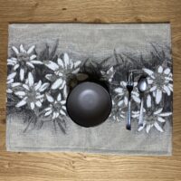 Cuscino con Stelle Alpine Ricamate, montagna, Stile Tirolese e Shabby Chic