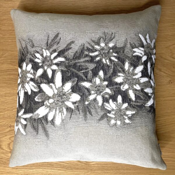 Cuscino con Stelle Alpine Ricamate, montagna, Stile Tirolese e Shabby Chic