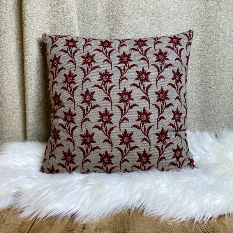Cuscino Alpino Elegante con Motivo Floreale Stella Alpina 44×44 cm, effetto Lana, Bordeaux