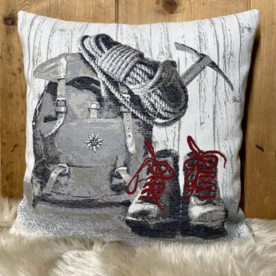 Cuscino Decorativo Alpino “Scarponi da Montagna”, Stile Rustico Tirolese 44×44 cm, Antracite e Bordeux