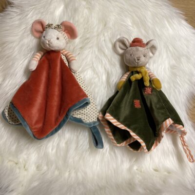 Doudou Topolino Coccole Ingefrid & Henry, colorati e con porta ciuccio