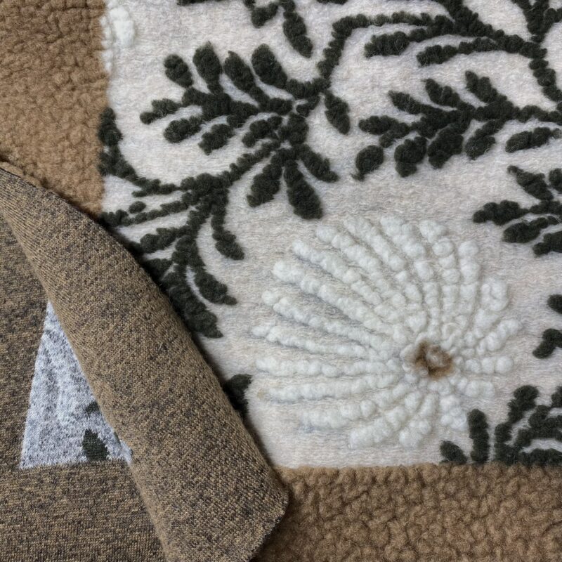 Coperta Plaid con Motivo Foglie DALIA, 150×200 cm, Beige e Verde