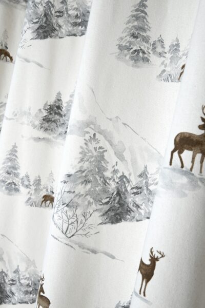 Tenda stampata con cervi e bosco invernale, anelli fissi, 140×240 cm