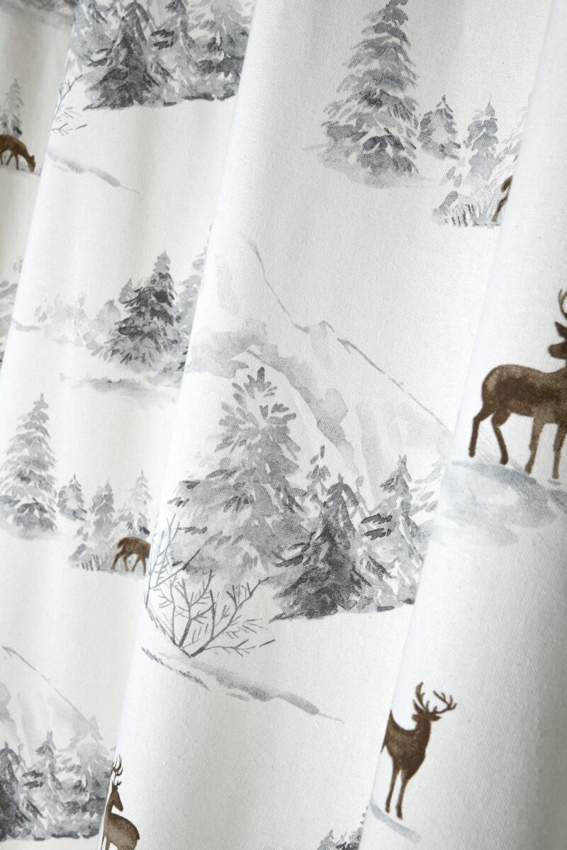 Tenda stampata con cervi e bosco invernale, anelli fissi, 140×240 cm